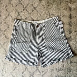 GAP Women's Striped White and Gray Girlfriend Chino Shorts size 6